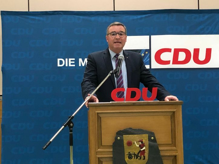 Horst Gies betone in seiner Rede den Zusammenhalt und die Zusammenarbeit im Ahrtal. Foto: Mager