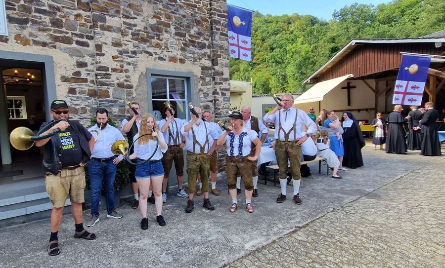 Die Jagdmusikfreunde "Wilde Endert" gaben einen Einblick in ihr breites musikalisches Repertoire.