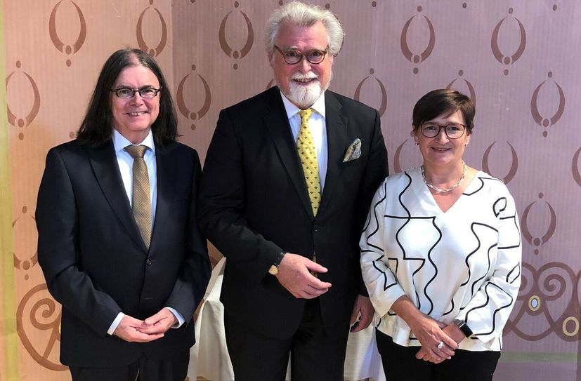 Hermann Weber, Justizminister Herbert Mertin und Ingrid Luther