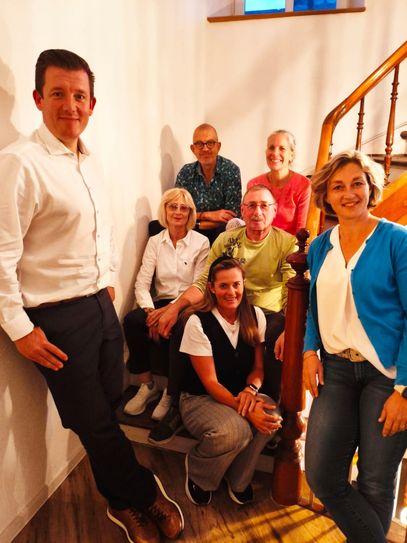 V.l.: Denis Freund (Kassierer), Cornelia Dernbach (Beisitzer), Uli Rawert (Beisitzer), Eva Geisen-Schlich (2. Vorsitzende), Olaf Waldecker (Beisitzer), Imke Effertz (Beisitzerin) und  Irina Schlags (1. Vorsitzende).