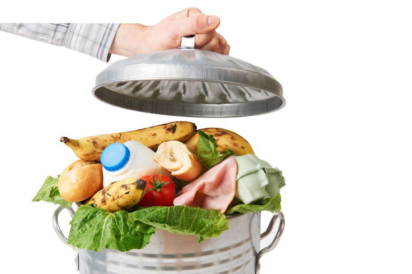 Verschwendung: Täglich landen viele noch brauchbare Lebensmittel in der Tonne. Um die Menge zu reduzieren, fordern die 800.000 Unterzeichner einer Petition ein entsprechendes EU-Gesetz. In Frankreich gibt es bereits eine gesetzliche Regelung, die aber neue Fragen aufwirft.Foto: Fotolia