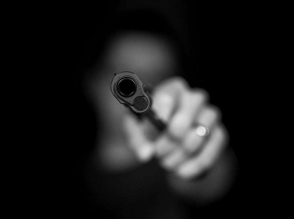 Mit einer Schreckschusswaffe war in Bad Kreuznach der Bräutigam bei dem Hochzeitskorso unterwegs. Stilfoto: Max Kleinen