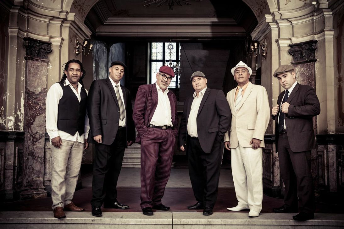 "Conexión Cubana" eröffnen das diesjährige "Jazz im Brunnenhof"-Programm. Foto: Petra Kellner