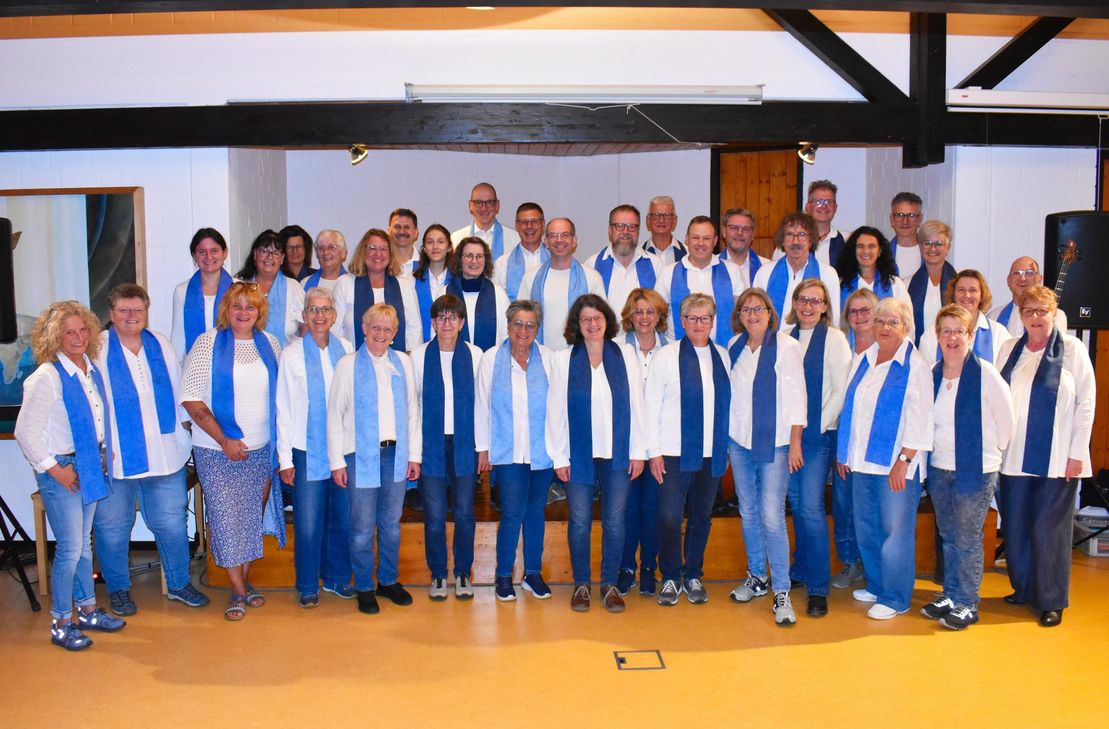 Der Gospelchor trifft sich wöchentlich in Emmelshausen oder Kastellaun zur Probe.