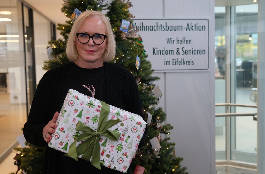 Karin Bujara-Becker organisiert seit 29 Jahren die Weihnachtsbaum-Aktion.