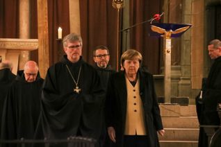 Abt Mauritius Wilde konnte Dr. Angela Merkel begrüßen.