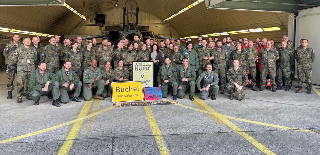 Die ganze Truppe freut sich, dass die ersten Tornados nach vier Jahren zurück sind