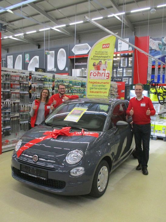 Auch das röhrig-Team ist gespannt, wer das tolle Auto mit nach Hause nimmt.
