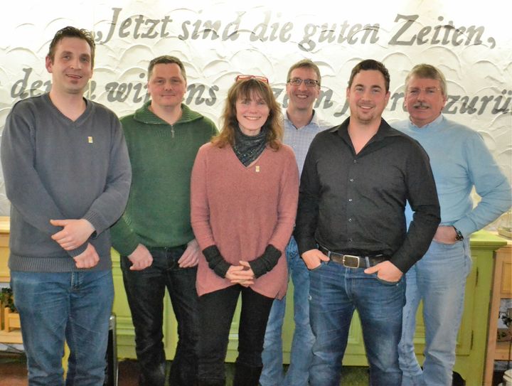 Das Jubiläumsjahr kann kommen: Der Vorstand des Gewerbevereins Zell mit ihrer Vorsitzenden Birgit-Theresa Koch (3. v. l.).