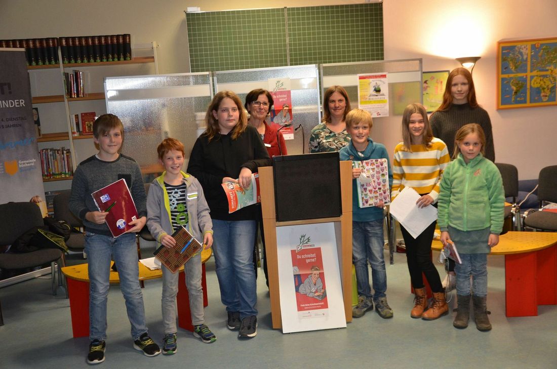 Nachwuchsautoren wurden bei der Schreibwerkstatt der Gemeindebücherei Simmerath von Kinderbuchautorin Miriam Schaps ausgebildet. Foto: T. Förster