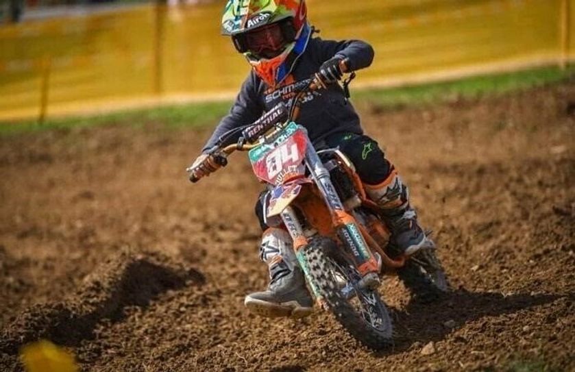 Unwegsames Gelände und meterweite Sprünge sind für John Engel mittlerweile Routine.