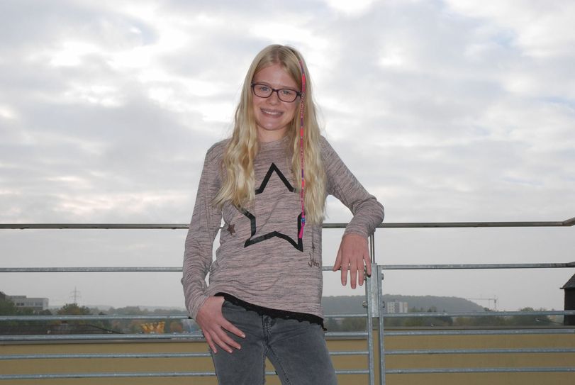 Jule Nickels ist das Gesicht der diesjährigen Bitburger Weihnacht. Als Weihnachts-Botschafterin von Wochenspiegel und Gewerbeverein wird sie den Weihnachtsmarkt am 30. November eröffnen.     Foto: S. Schönhofen