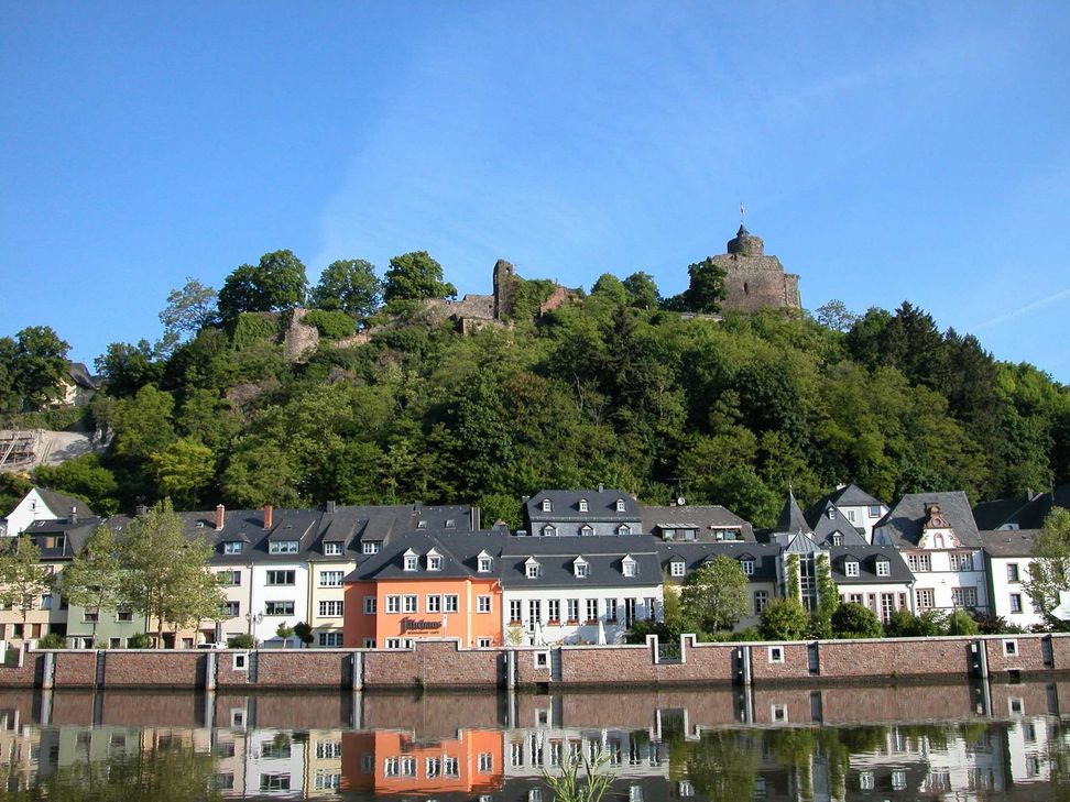 Der verkaufsoffene Sonntag am 14. April findet vor beeindruckender Kulisse statt. Die Geschäfte haben an diesem Tag von 13 bis 18 Uhr geöffnet. Foto: Archiv