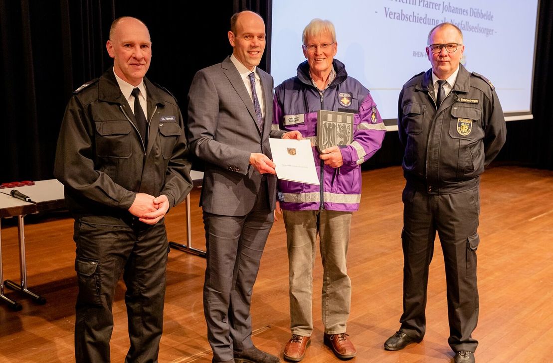 Pfarrer Johannes Dübbelde aus Pfalzfeld wurde bei der feierlichen Veranstaltung als Notfallseelsorger verabschiedet.
