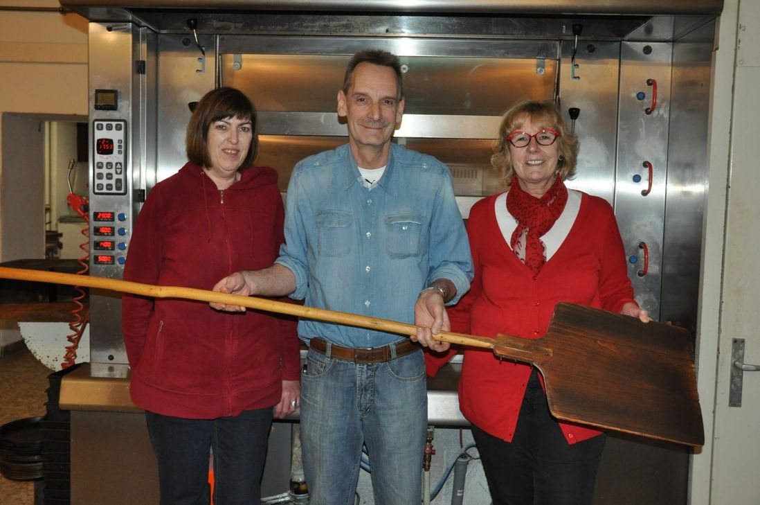 Am Heiligen Abend ist in der Bäckerei Marx in Pommern Schluss (v. l.): Viviane Marx, Martin Marx und Ruth Pitsch.