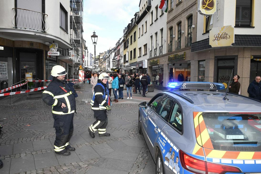 Die Innenstadt von Mayen wurde wegen umherfliegender Dachziegel geräumt.