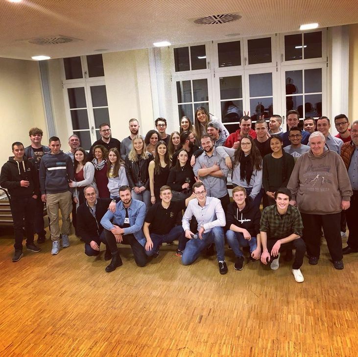 Die Aktiven der frisch umbenannten KG "Oh Leit her" Mehring. Foto: Verein