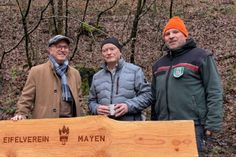 Mit einer gut besuchten Auftaktwanderung ist der Eifelverein Mayen erfolgreich in das Wanderjahr 2026 gestartet. Rund 60 wanderbegeisterte Mitglieder und Gäste versammelten sich am Schützenplatz in Mayen, um gemeinsam die neue Wandersaison zu eröffnen. Be