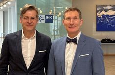 Stellen den aktuellen Konjunkturbericht vor: Michael Bayer (r.), Hauptgeschäftsführer der IHK Aachen, und Stefan Kehr, Vorsitzender des IHK-Ausschusses für Industrie und Technologe.