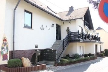 TOTALE  HAUSRÄUMUNG  Dive